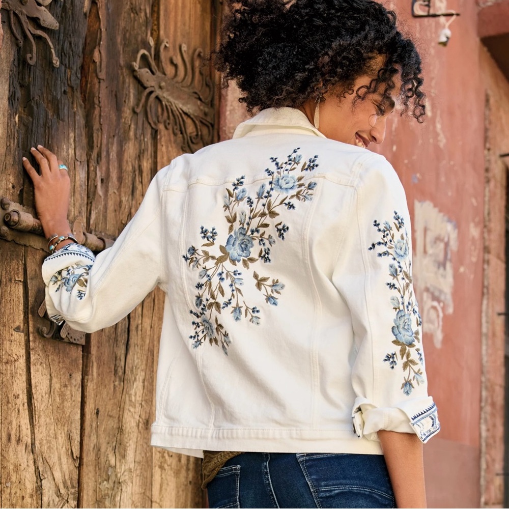 Driftwood blue Embroidered White Denim Jacket